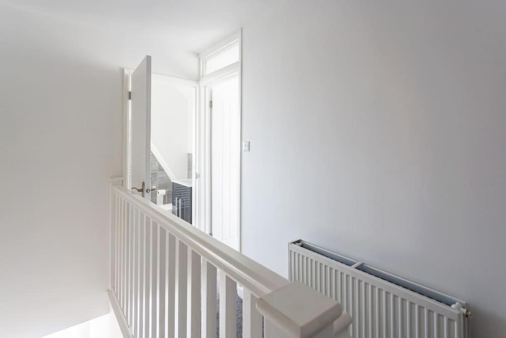 2 Bed Apartment Near The Beach Southend-on-Sea Bagian luar foto