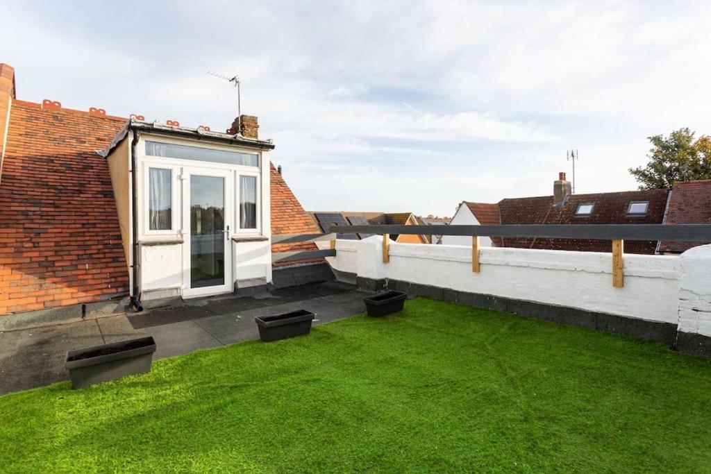 2 Bed Apartment Near The Beach Southend-on-Sea Bagian luar foto