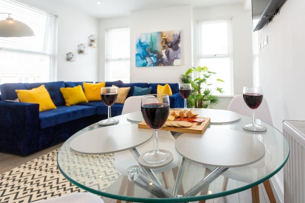 2 Bed Apartment Near The Beach Southend-on-Sea Bagian luar foto