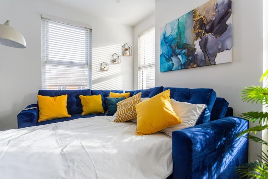 2 Bed Apartment Near The Beach Southend-on-Sea Bagian luar foto