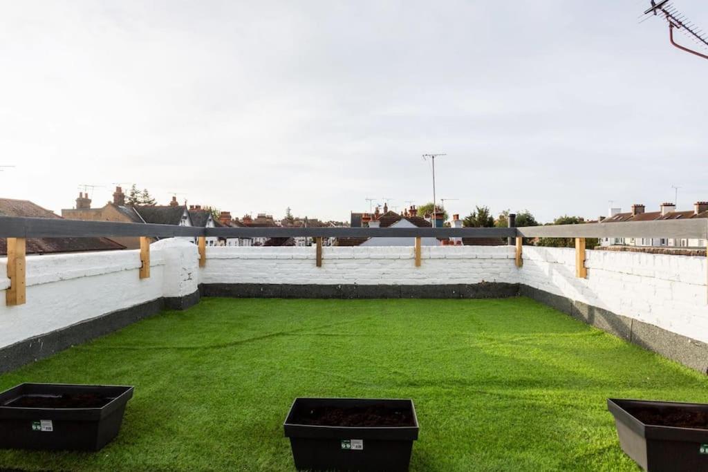 2 Bed Apartment Near The Beach Southend-on-Sea Bagian luar foto
